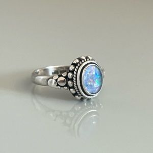 Opal 925 Sterling Silver Ring Size 9.75